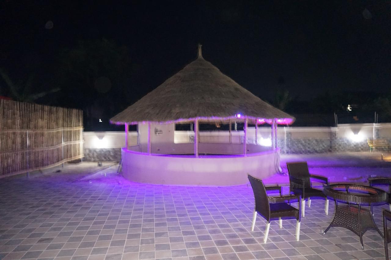 Aenon Suites Oshogbo Buitenkant foto