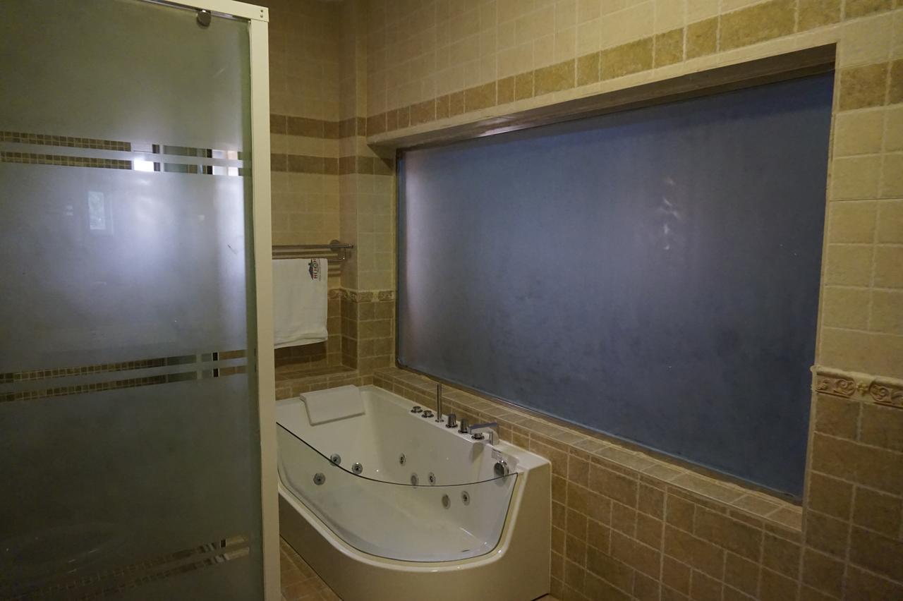 Aenon Suites Oshogbo Buitenkant foto